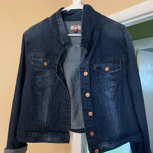 lei Jackets & Blazers - Jean jacket